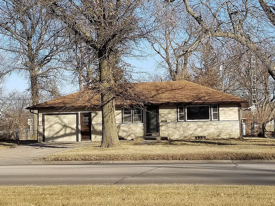 1st image of 1336 N 4th St