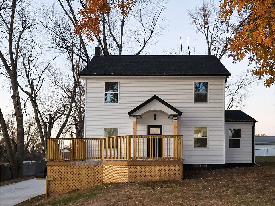 1st image of 355 NW Aurora Ave
