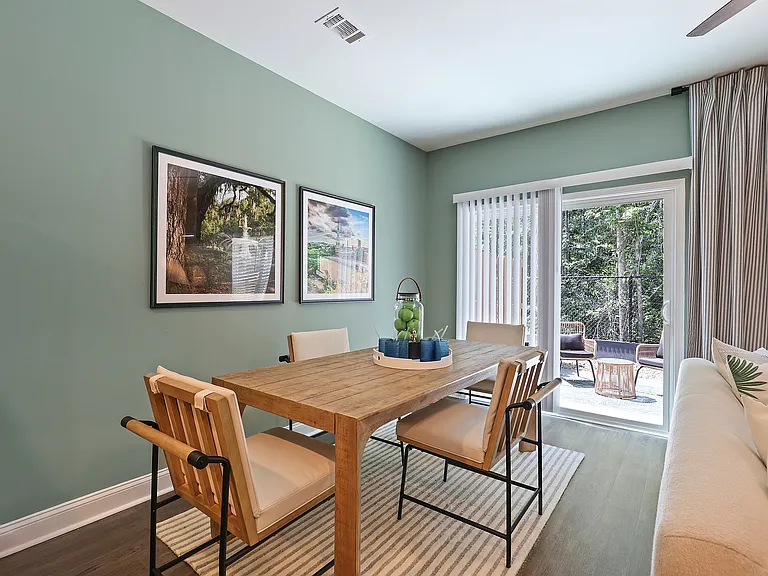 102 Lusk Ln — Photo 11