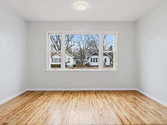 4th image of 3625 35th Ave S