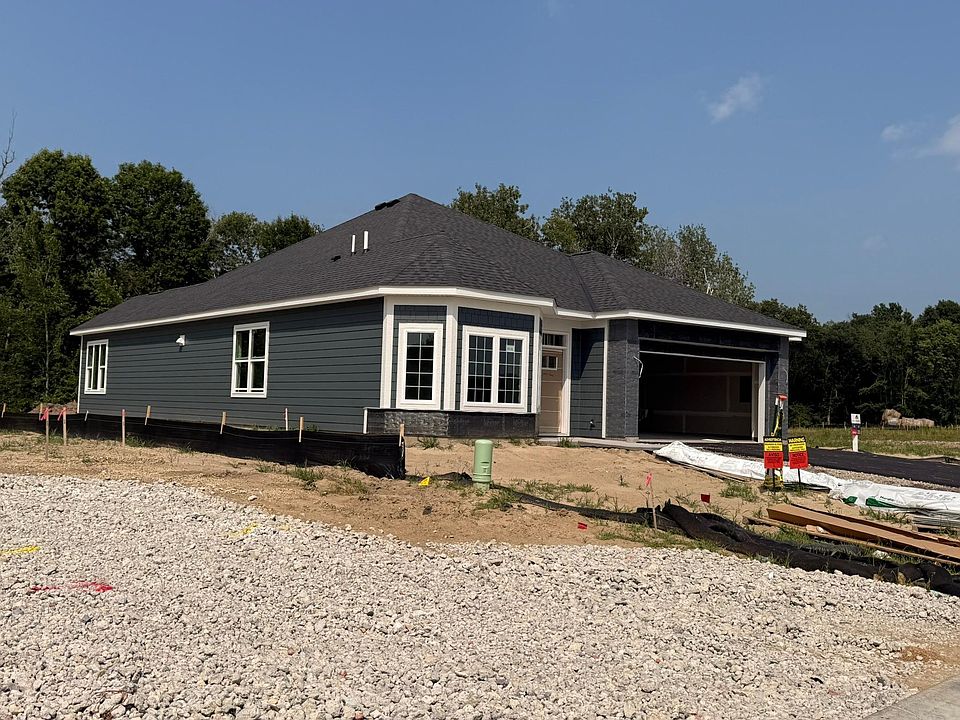 1st image of 8235 Haywood Dr