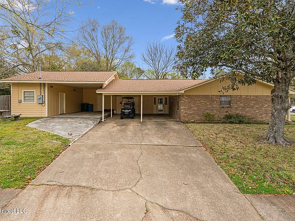 3rd image of 268 McCool St