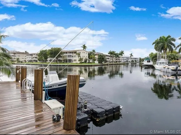 455 Golden Isles Dr, Hallandale, FL