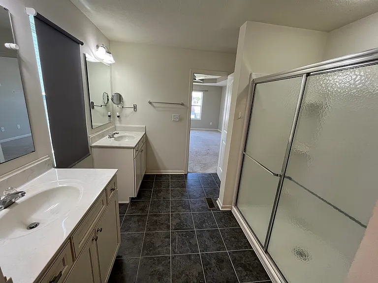 2045 Lakecrest Dr — Photo 20