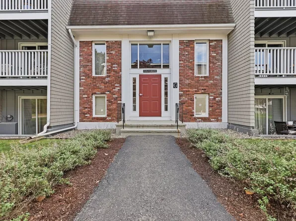 220 Bedford St #81, Bridgewater, MA 02324