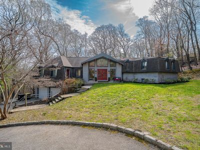 421 Woodland Cir, Wayne, PA, 19087