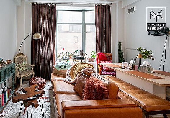 5th image of 120 Greenwich St APT 2E