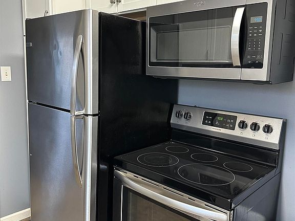 5th image of 765 Lafountaine Ave