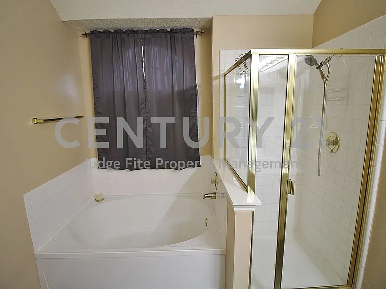 1507 Goodwin Dr — Photo 10