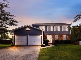 275 Timber Ridge Dr, Pickerington, OH
