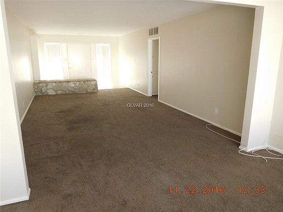 3rd image of 1909 Ballard Dr #0