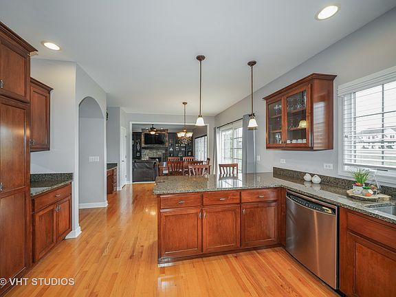 5th image of 24533 Bantry Dr