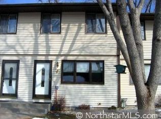 1477 Arkwright St, Saint Paul, MN 55130