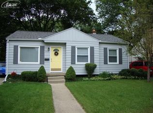 1914 Greenbriar Ln, Flint, MI 48507