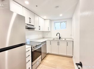 16 Senlac Rd #2, Toronto, ON M2N 2K7