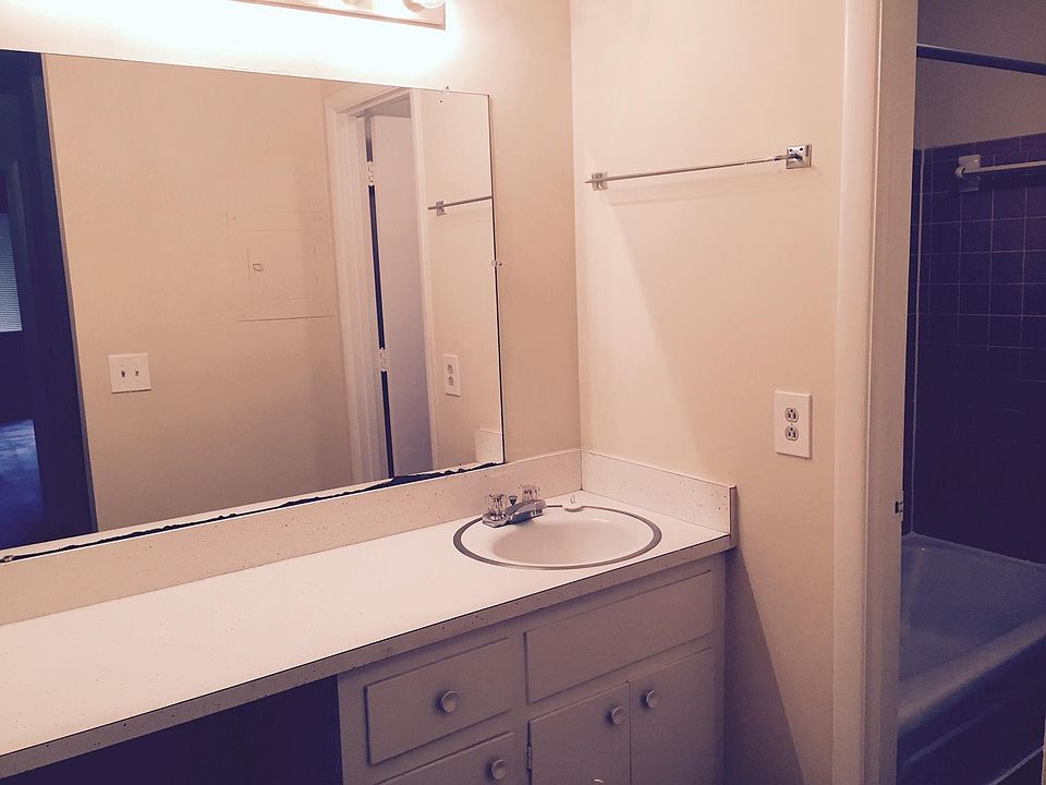 1st image of 2112 Fairfax Ave APT 101