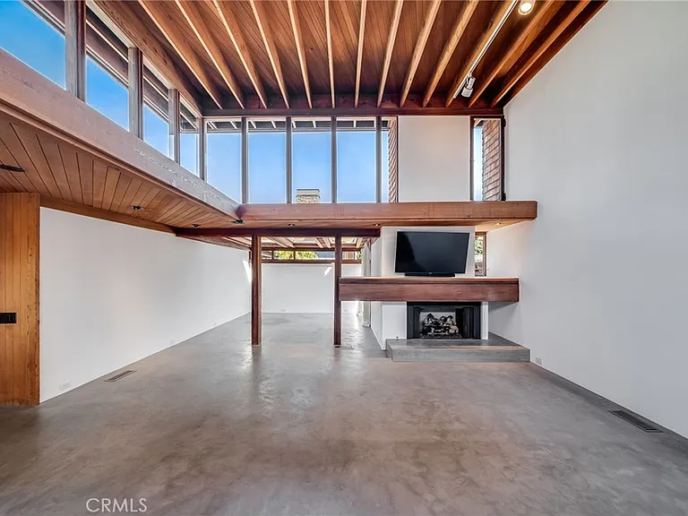 1625 Catalina — Photo 15