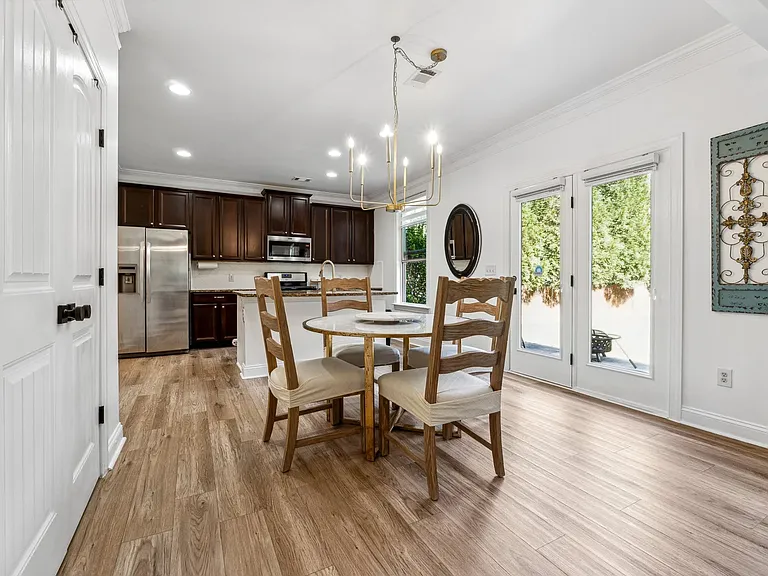 5860 Bluff Heights Dr — Photo 6