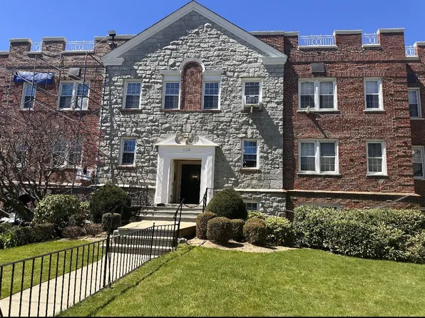 108 S Village Avenue #2A, Rockville Centre, NY 11570