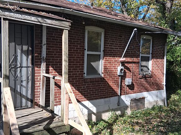 Back of house (new railings for steps added)