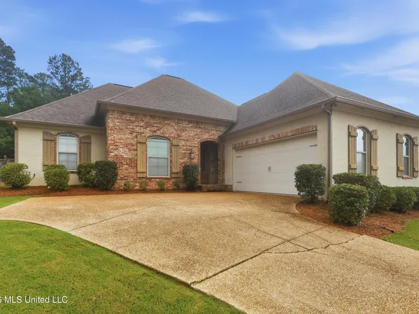 152 Grandeur Dr, Brandon, MS 39042