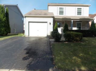 608 Sandwedge Pl, Gurnee, IL 60031