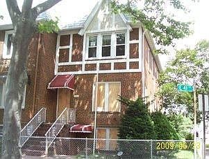 1st image of 2069 E 41st St