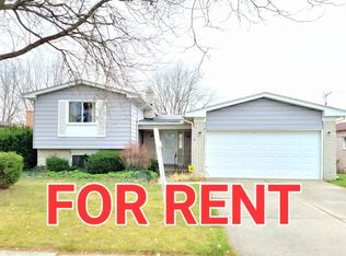 5022 Temple Dr, Sterling Heights, MI 48310