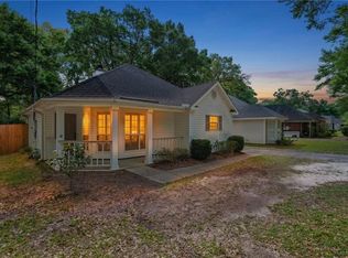 1055 McNeil Ave, Mobile, AL 36609