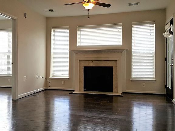 4th image of 305 S Payne St APT 304