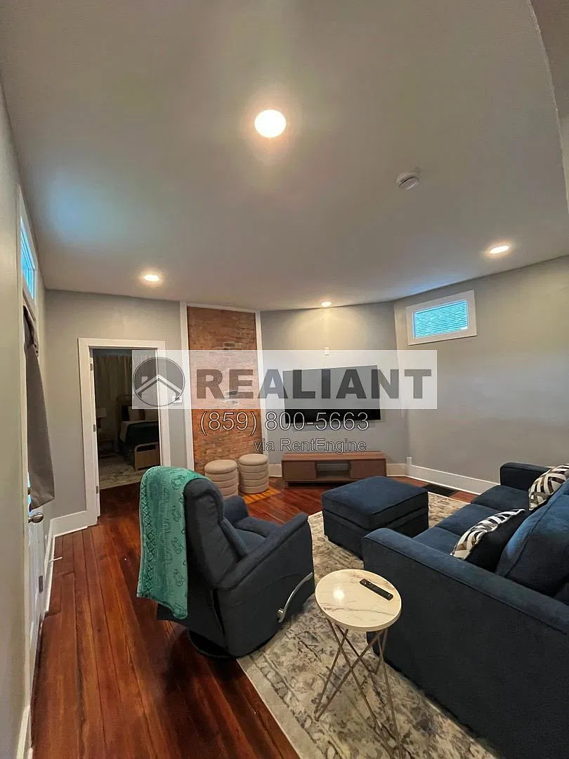 1 bed, 1.0 bath, $1,700 — Photo 3