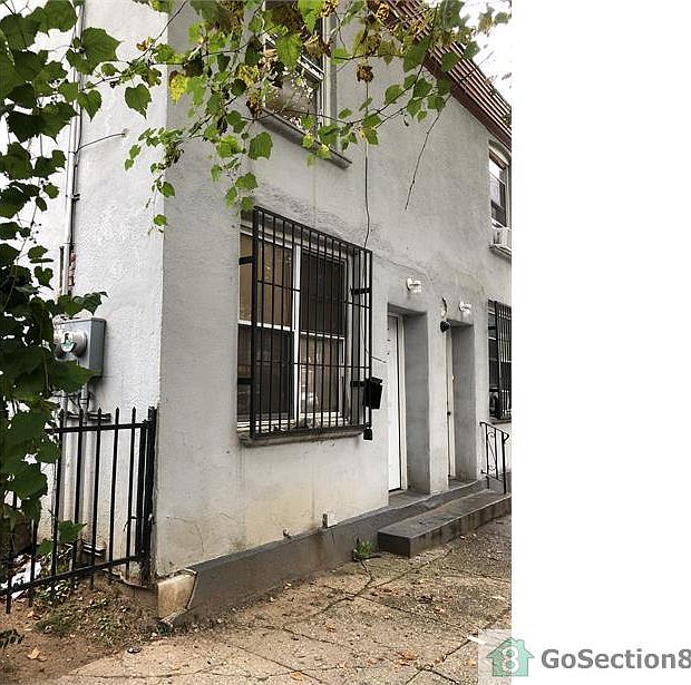 1st image of 138 Osgood Ave #Wh
