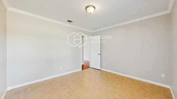 2209 Teddy Roosevelt Dr — Photo 19