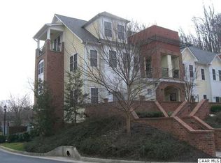 910 Poplar Glen Rd, Charlottesville, VA 22903