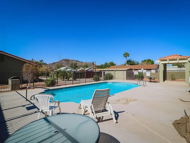 1336 E Mountain View Rd #105 — Photo 14