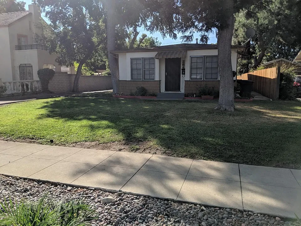 268 Lincoln Ave