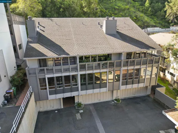 142 Professional Center Pkwy, San Rafael, CA 94903