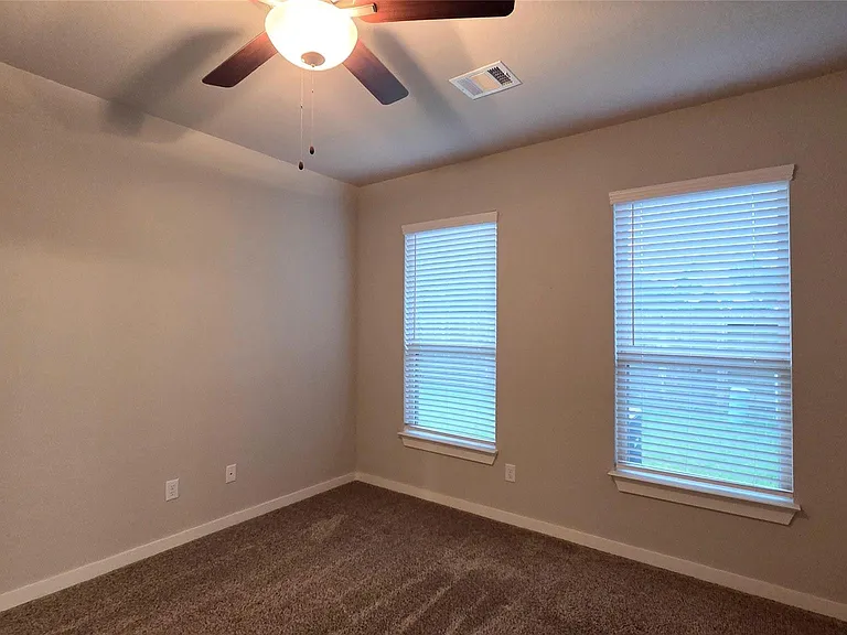 9773 Grosbeak Ln — Photo 18