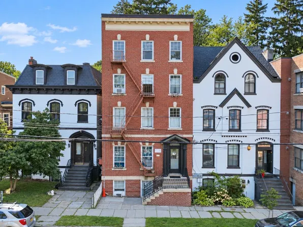 277 Grand St, Newburgh, NY 12550