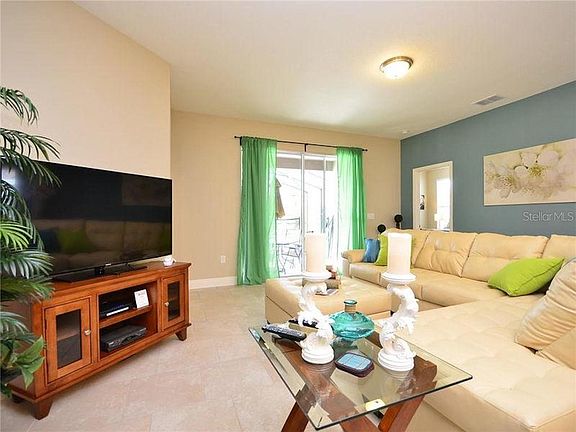 4th image of 4180 Oaktree Dr