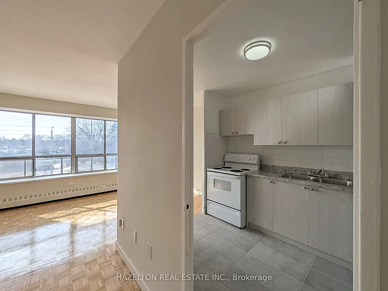 1901 Martin Grove Rd #315 — Photo 4