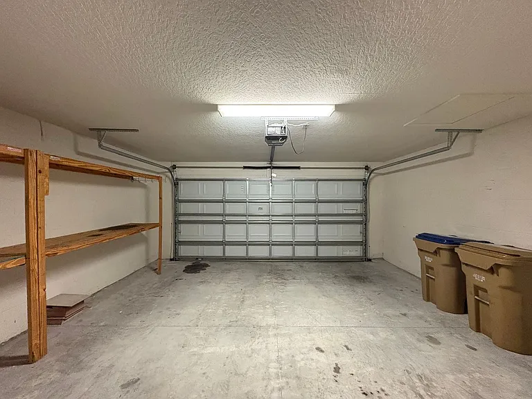 5044 Walker St — Photo 34