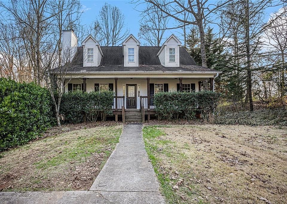 1st image of 169 Oak Hill Dr
