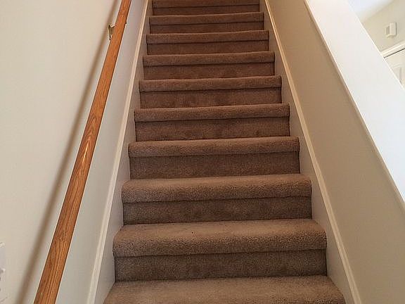 Stairway to bedrooms 