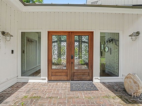 3rd image of 26 Hemingway Drive