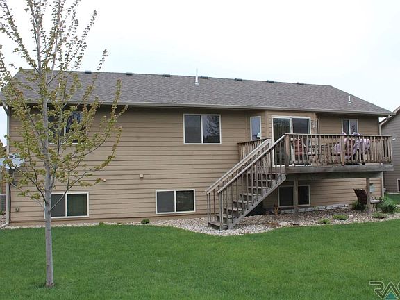 3rd image of 4109 W 88th St