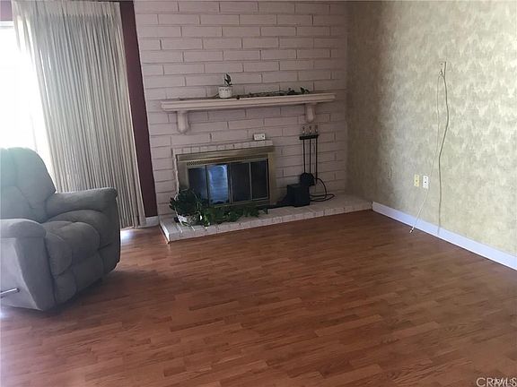 3rd image of 28436 Sun City Blvd