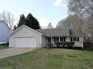 11613 Watermoss Ln, Charlotte, NC 28262