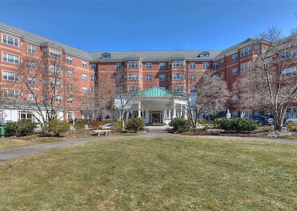 1st image of 355 Blackstone Blvd APT 222