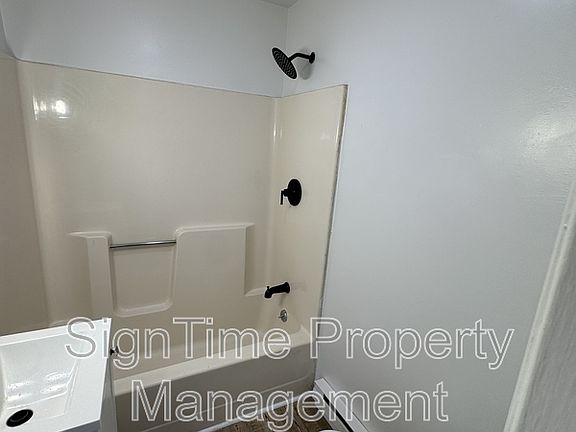 5th image of 62 W Church St #2
